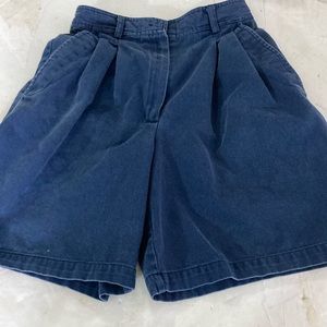 Talbots Shorts Women Size 6 Navy Pleats Three Pockets